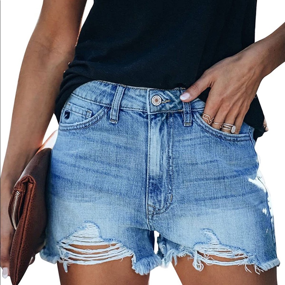 NWT distressed shorts